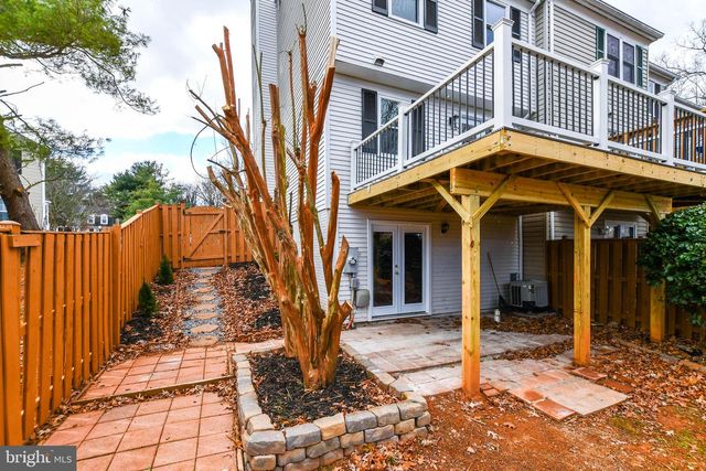 9 DORRELL CT, Sterling, VA 20165