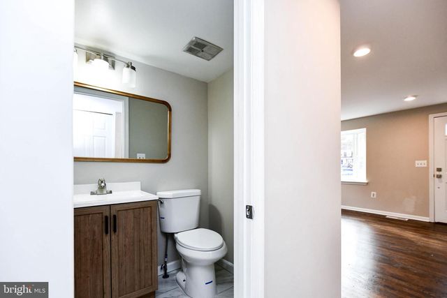 9 DORRELL CT, Sterling, VA 20165