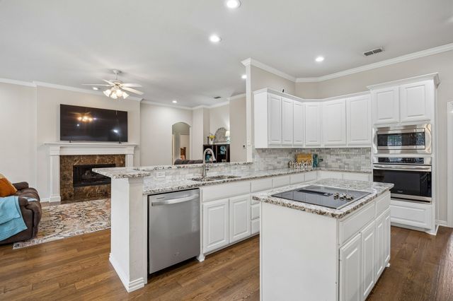 2810 Meadowside Drive, Mckinney, TX 75071