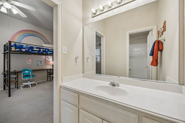 2810 Meadowside Drive, Mckinney, TX 75071