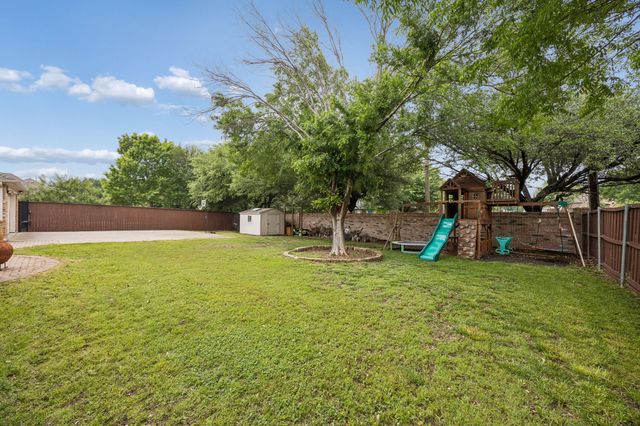 2810 Meadowside Drive, Mckinney, TX 75071