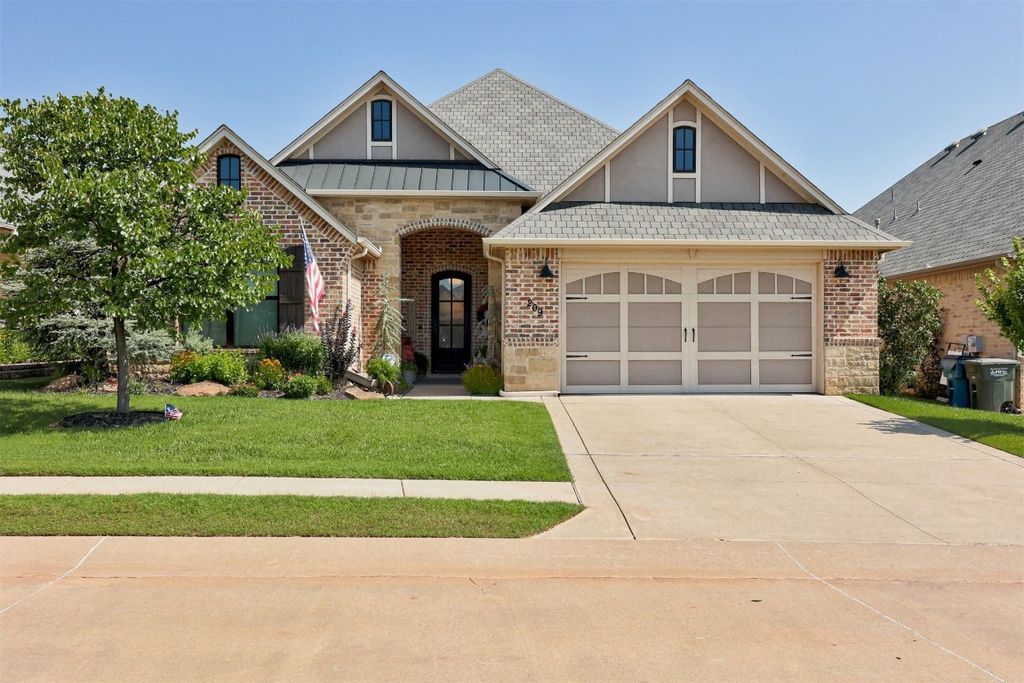 209 Pont Julienn Court, Edmond, OK 73034