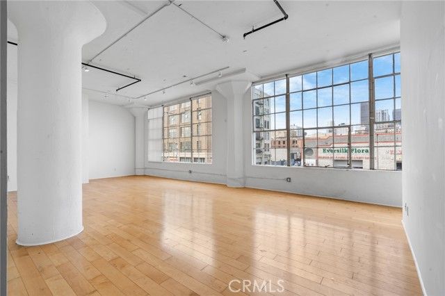 420 S San Pedro 211, Los Angeles, CA 90013