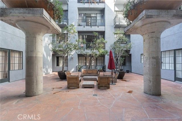 420 S San Pedro 211, Los Angeles, CA 90013