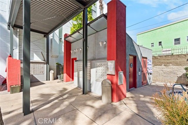 420 S San Pedro 211, Los Angeles, CA 90013