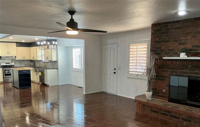 9901 HUMMINGBIRD Lane, Oklahoma City, OK 73162