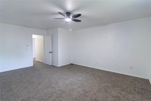 9901 HUMMINGBIRD Lane, Oklahoma City, OK 73162