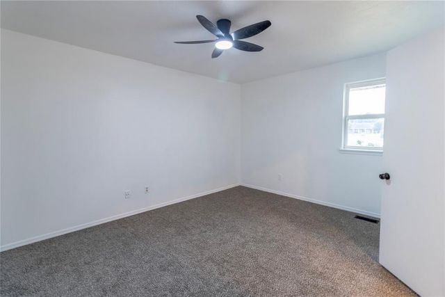 9901 HUMMINGBIRD Lane, Oklahoma City, OK 73162