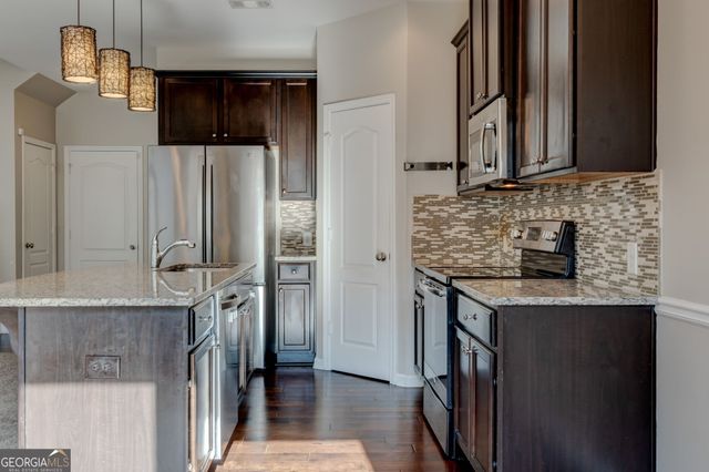 7601 Summer Berry Lane, Lithonia, GA 30038