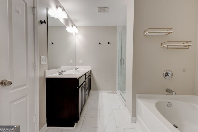 7601 Summer Berry Lane, Lithonia, GA 30038