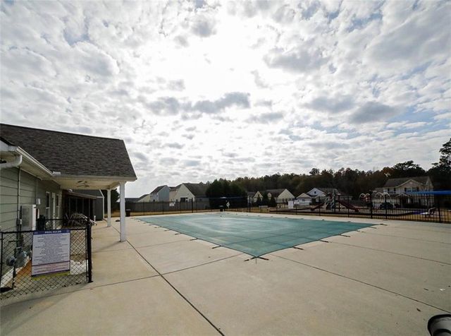 1048 Sutherland Drive, Winder, GA 30680