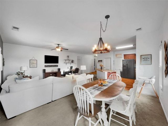 1048 Sutherland Drive, Winder, GA 30680