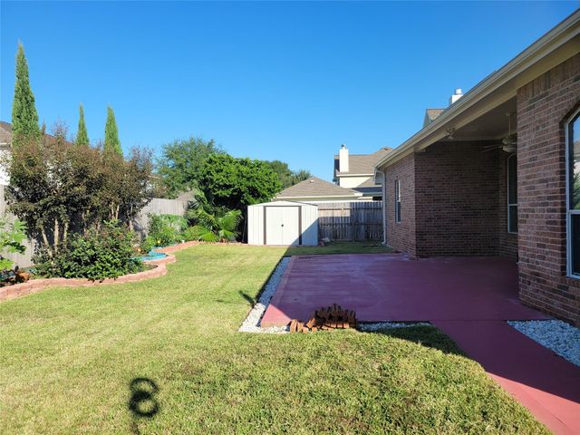 17415 Memorial Blossom Dr, Spring, TX 77379