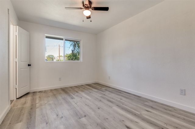 6215 Misty Wood, Dallas, TX 75217