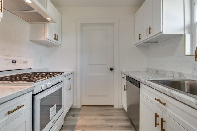 6215 Misty Wood, Dallas, TX 75217