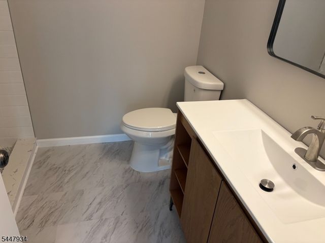 1406 Pebble Pl, Sayreville Boro, NJ 08859