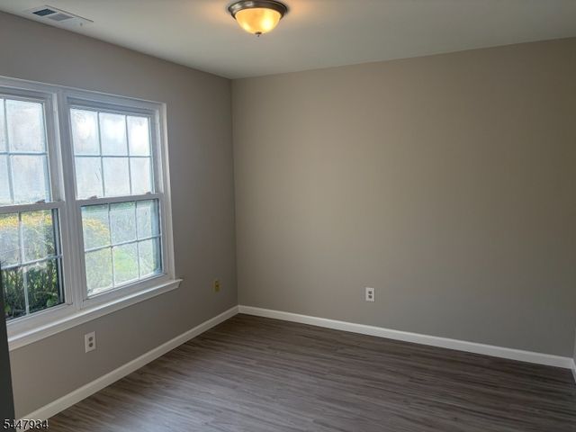 1406 Pebble Pl, Sayreville Boro, NJ 08859