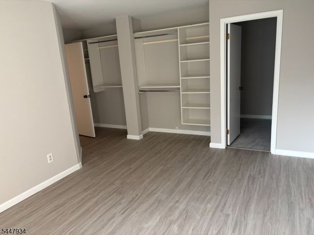 1406 Pebble Pl, Sayreville Boro, NJ 08859