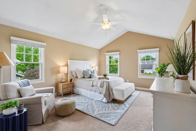 W138N6513 Manor Hills BOULEVARD, Menomonee Falls, WI 53051
