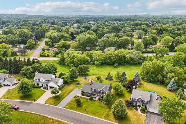 W138N6513 Manor Hills BOULEVARD, Menomonee Falls, WI 53051