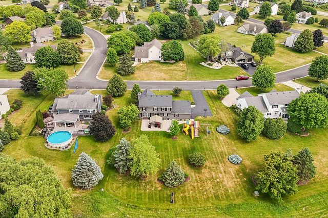W138N6513 Manor Hills BOULEVARD, Menomonee Falls, WI 53051