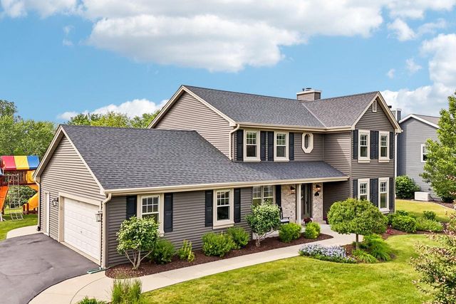 W138N6513 Manor Hills BOULEVARD, Menomonee Falls, WI 53051