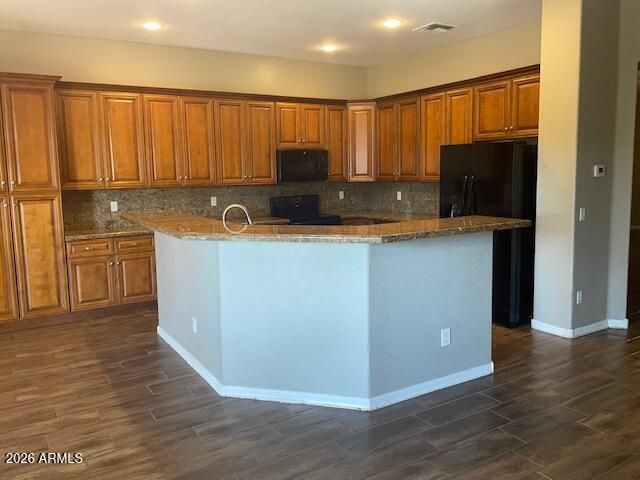31295 N Trail Dust Drive, San Tan Valley, AZ 85143