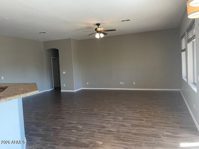 31295 N Trail Dust Drive, San Tan Valley, AZ 85143