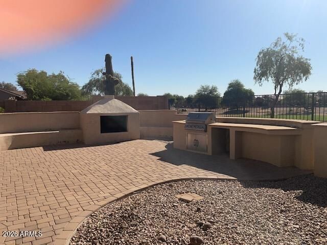 31295 N Trail Dust Drive, San Tan Valley, AZ 85143