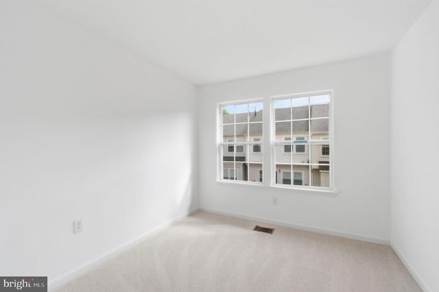 4067 FOUNTAINSIDE LN, Fairfax, VA 22030