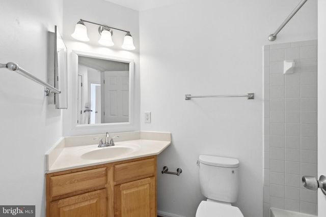 4067 FOUNTAINSIDE LN, Fairfax, VA 22030