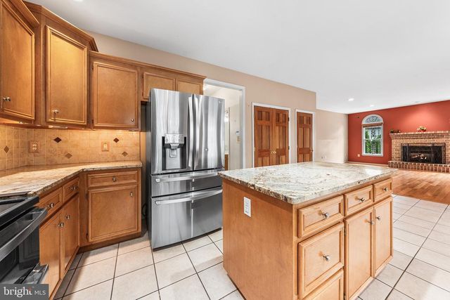 40 CLAIRMONT AVE, Easton, PA 18045