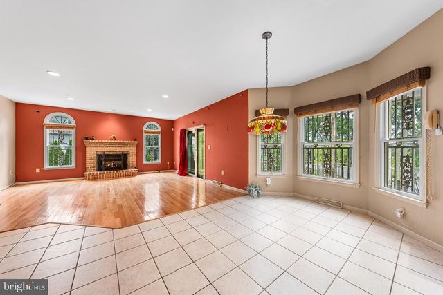 40 CLAIRMONT AVE, Easton, PA 18045