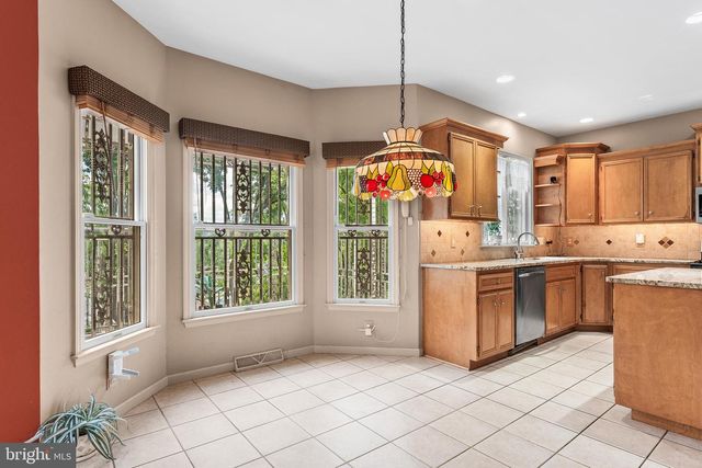 40 CLAIRMONT AVE, Easton, PA 18045