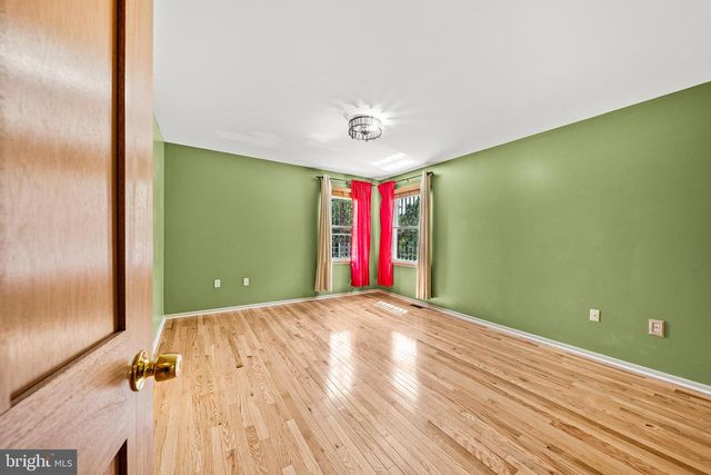 40 CLAIRMONT AVE, Easton, PA 18045