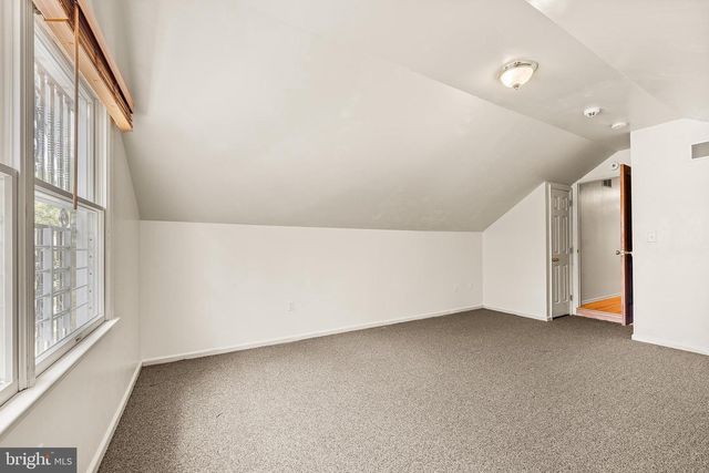 40 CLAIRMONT AVE, Easton, PA 18045