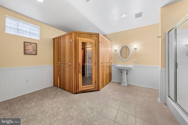 40 CLAIRMONT AVE, Easton, PA 18045