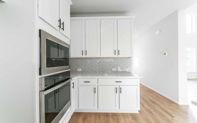 332 Hollister DR, Liberty Hill, TX 78642