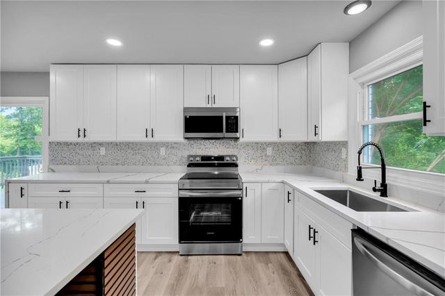 4104 Emerald Lake Drive, Decatur, GA 30035