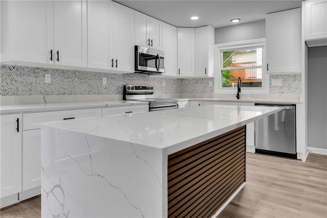 4104 Emerald Lake Drive, Decatur, GA 30035