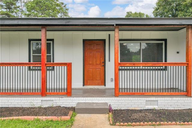 4104 Emerald Lake Drive, Decatur, GA 30035
