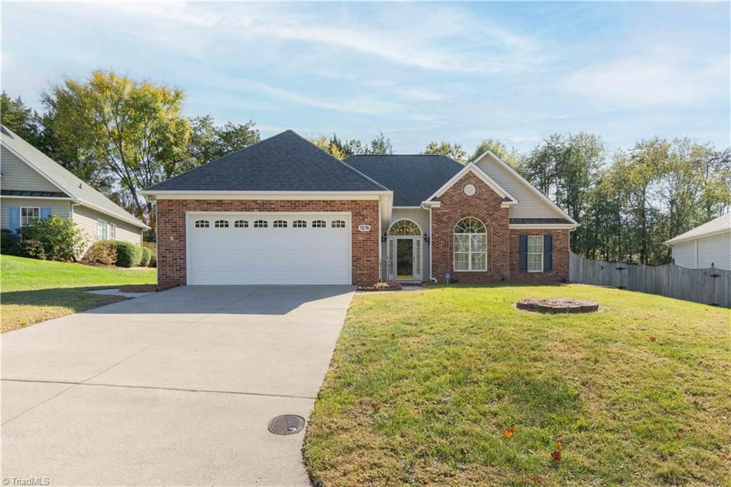 1276 Beaverton Trail, Winston-salem, NC 27103