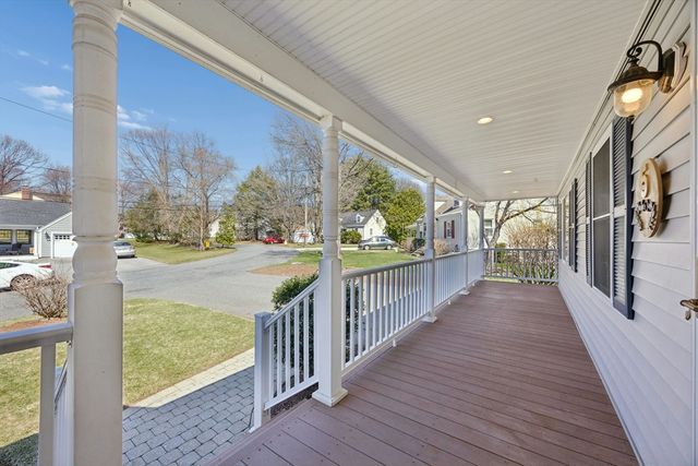 5 Barker, Framingham, MA 01701