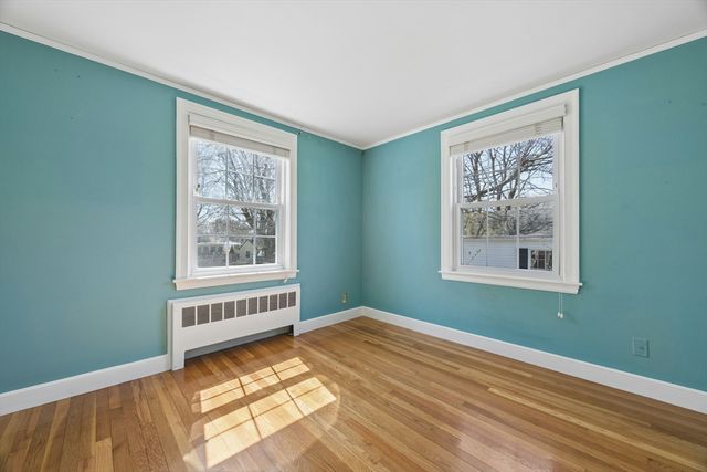 5 Barker, Framingham, MA 01701