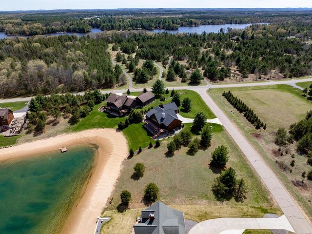 N8012 Copper Point Drive, New Lisbon, WI 53950