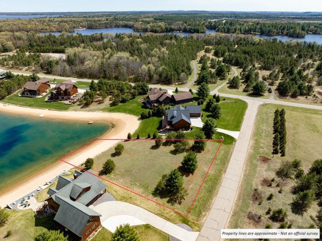 N8012 Copper Point Drive, New Lisbon, WI 53950