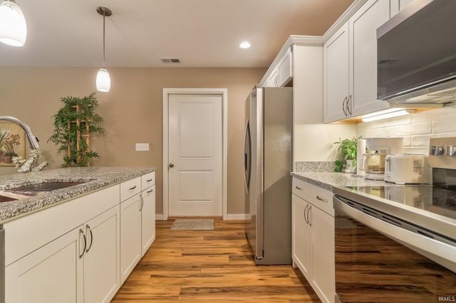6701 Crafty Lane, Evansville, IN 47715