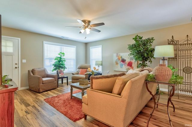6701 Crafty Lane, Evansville, IN 47715