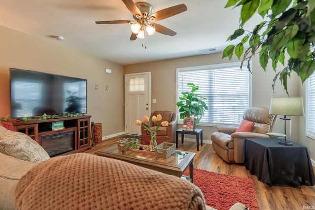6701 Crafty Lane, Evansville, IN 47715