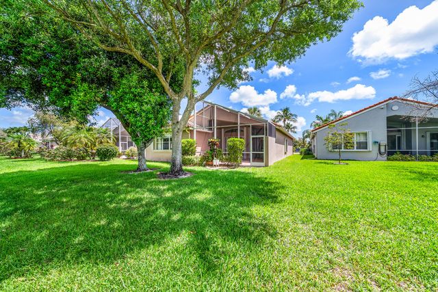 9989 Torino Drive, Lake Worth, FL 33467